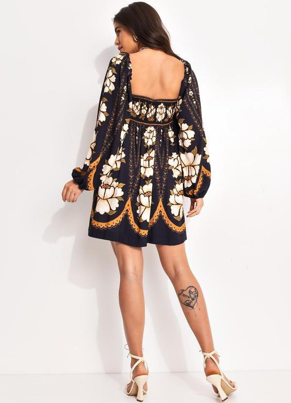 Farm - Vestido Curto Flor Bordada Preto 5