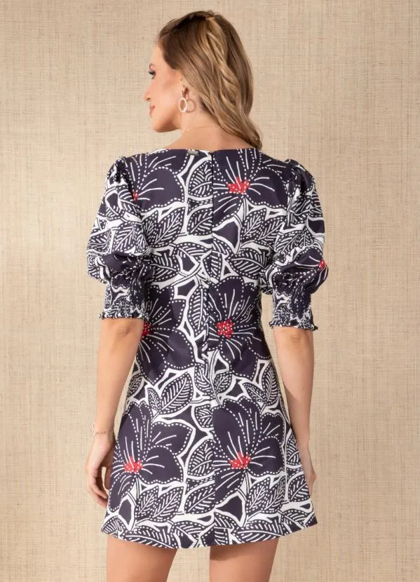 Quintess - Vestido Curto Floral Retrô com Recorte Vazado 11