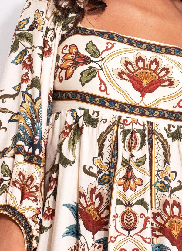 Farm - Vestido Curto Jardim Majestoso Bege 4