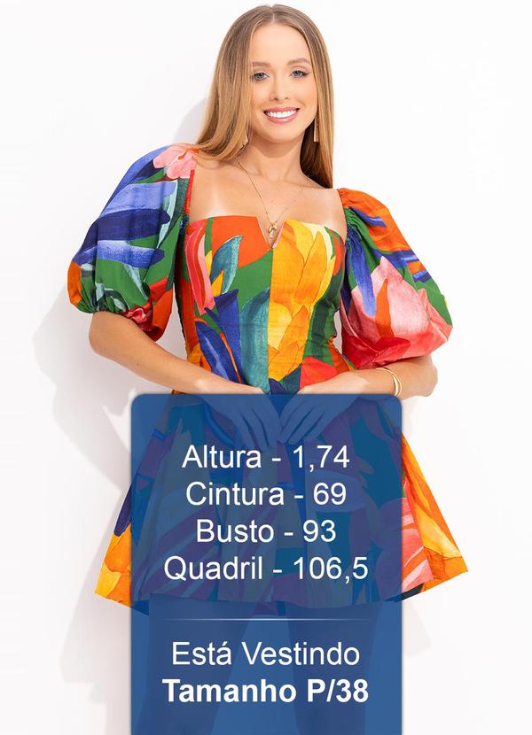 Farm - Vestido Curto Luiza Verde 5