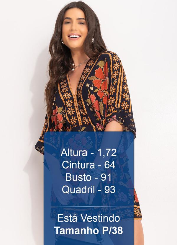 Farm - Vestido Curto Madalena Preto 5