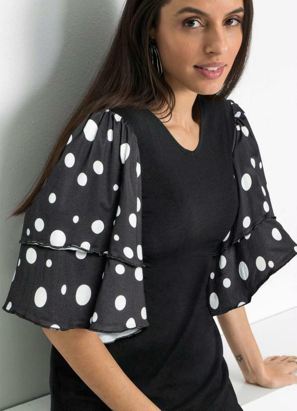 Outlet - Vestido Curto Mangas com Babado Preto 4