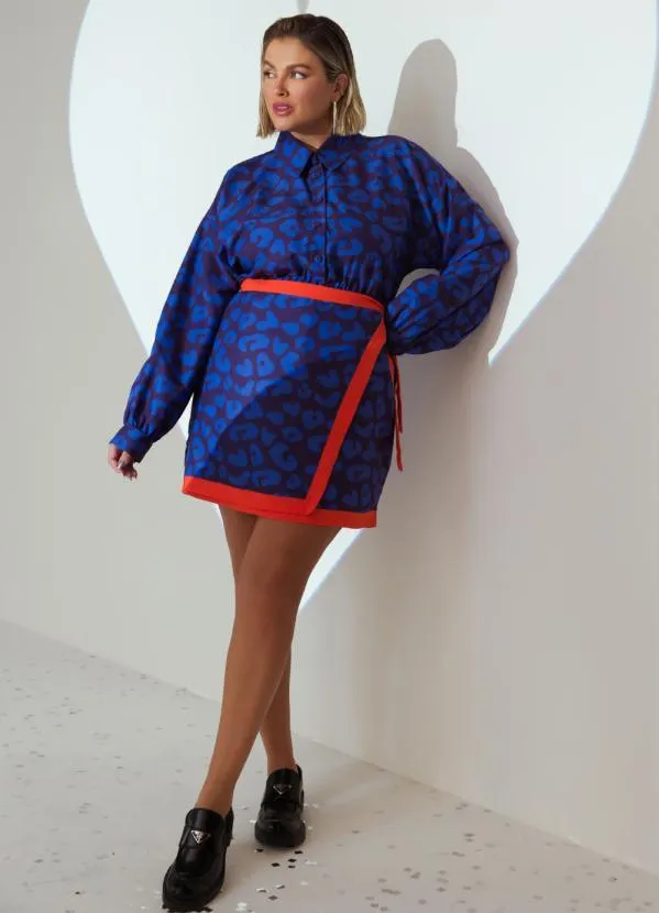 Quintess - Vestido Curto Onça Marinho em Crepe Plano 3