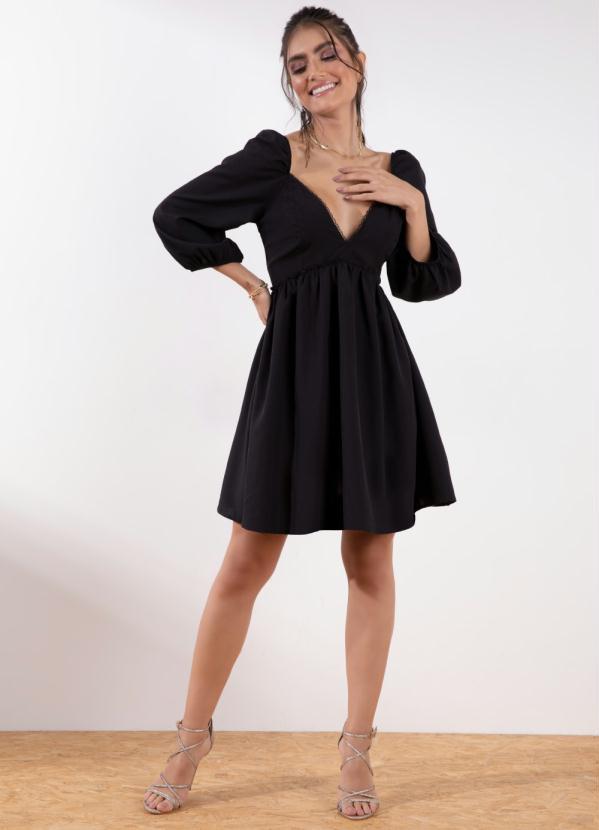 Outlet - Vestido Curto Preto com Mangas Bufantes 2