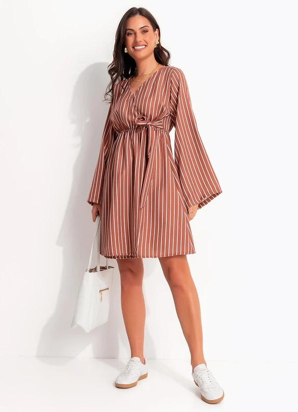 Quintess - Vestido Curto Transpassado Listrado Marrom com Manga Ampla 4