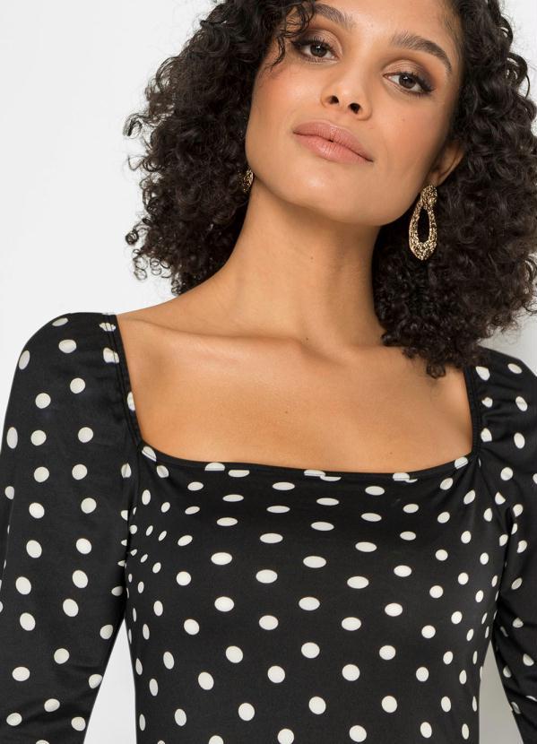 Outlet - Vestido Decote Quadrado Poá Preto 3