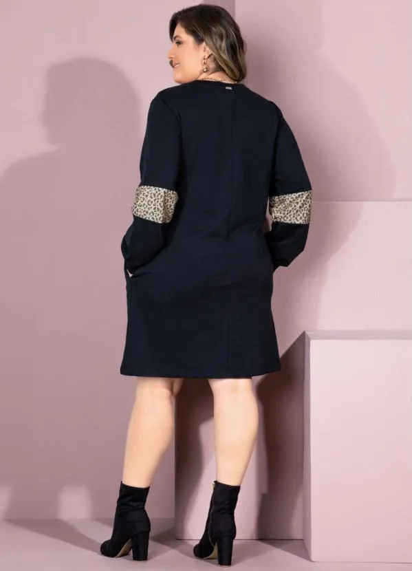 Quintess - Vestido em Moletinho Curto com Recortes e Bolsos 8