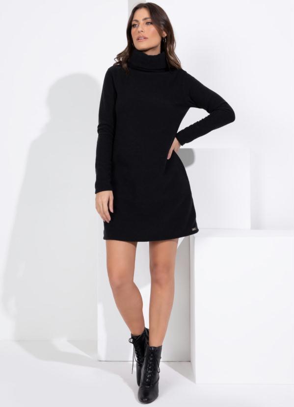 Quintess - Vestido em Plush Preto com Gola Alta 5