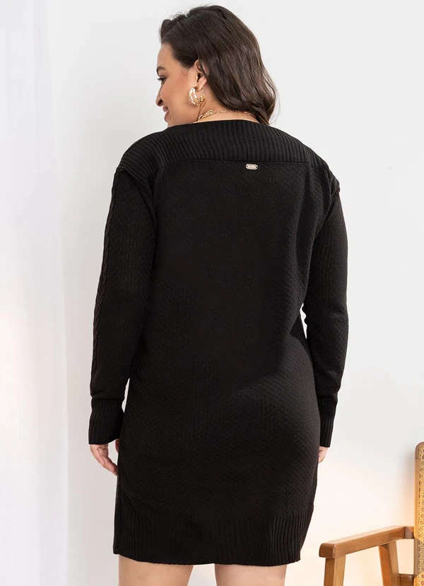 Quintess - Vestido em Tricô Preto Decote Reto 2