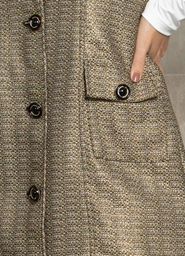 Quintess - Vestido em Tweed Dourado com Gola e Botões