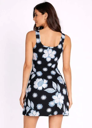 Infinita Cor - Vestido Feminino em Viscotorcion Preto - INFINITA COR