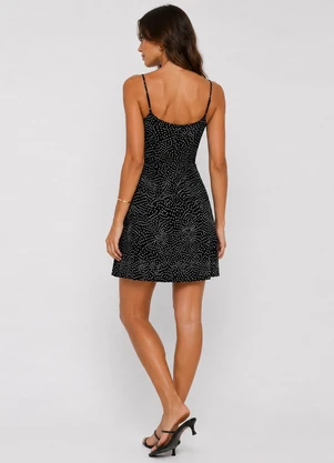 Infinita Cor - Vestido Feminino em Viscotorcion Preto - INFINITA COR