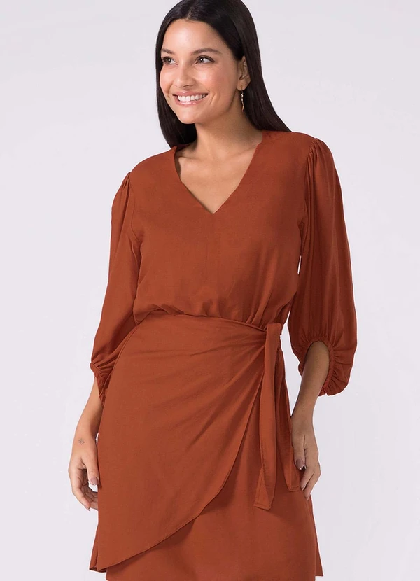 Marialícia - Vestido Feminino Transpassado Marrom