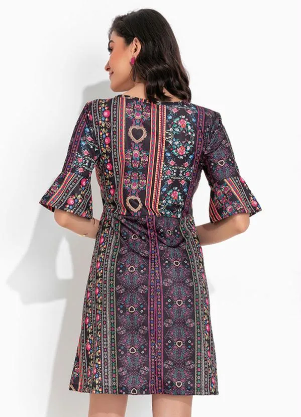 Queima Estoque - Vestido Floral com Decote V e Manga Curta 2