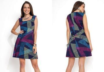 Vestido Geomtrico Colorido em Malha