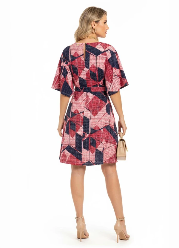 Quintess - Vestido Geométrico Rosado com Mangas Amplas 4