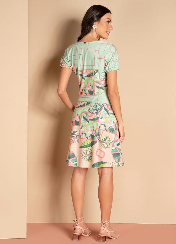 Quintess - Vestido Geométrico Verde com Bolsos Funcionais 4