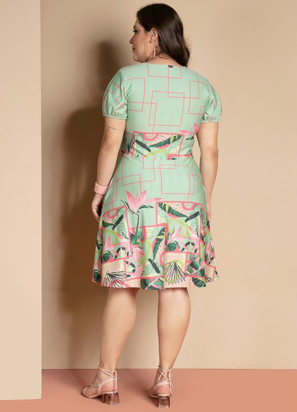 Quintess - Vestido Geométrico Verde com Bolsos Funcionais 9