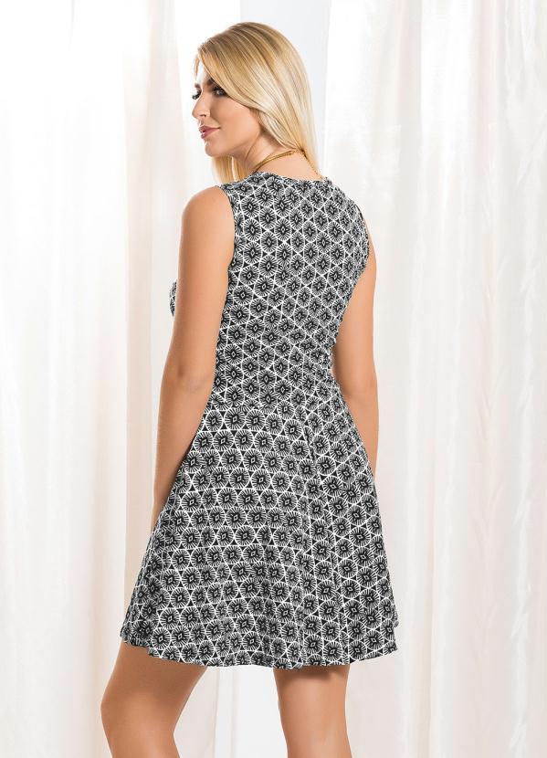 Outlet - Vestido Godê com Recortes Estampado Preto 2