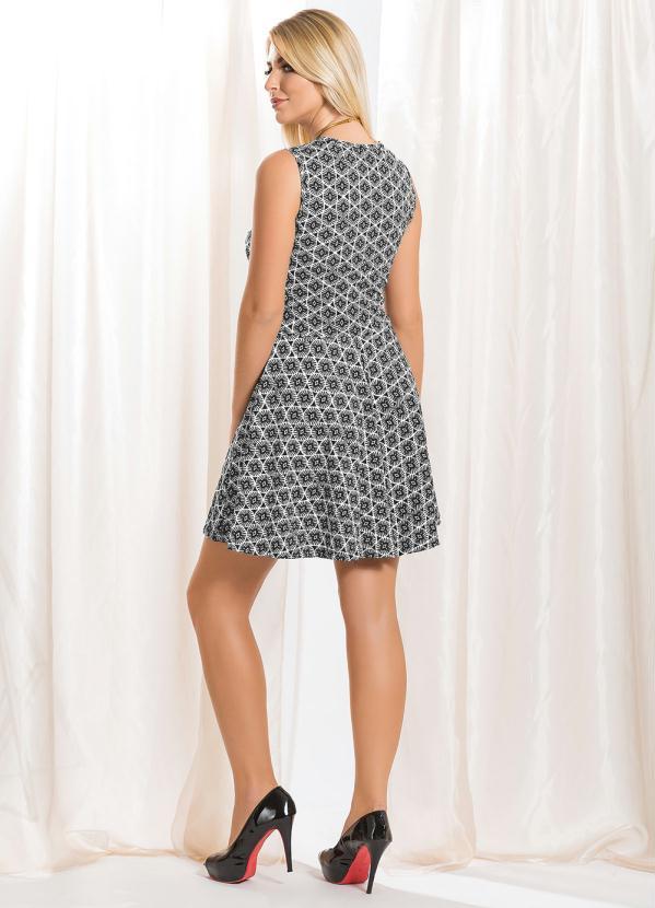 Outlet - Vestido Godê com Recortes Estampado Preto 6