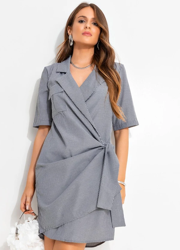 Quintess - Vestido Listrado Cinza em Plano de Alfaiataria 3