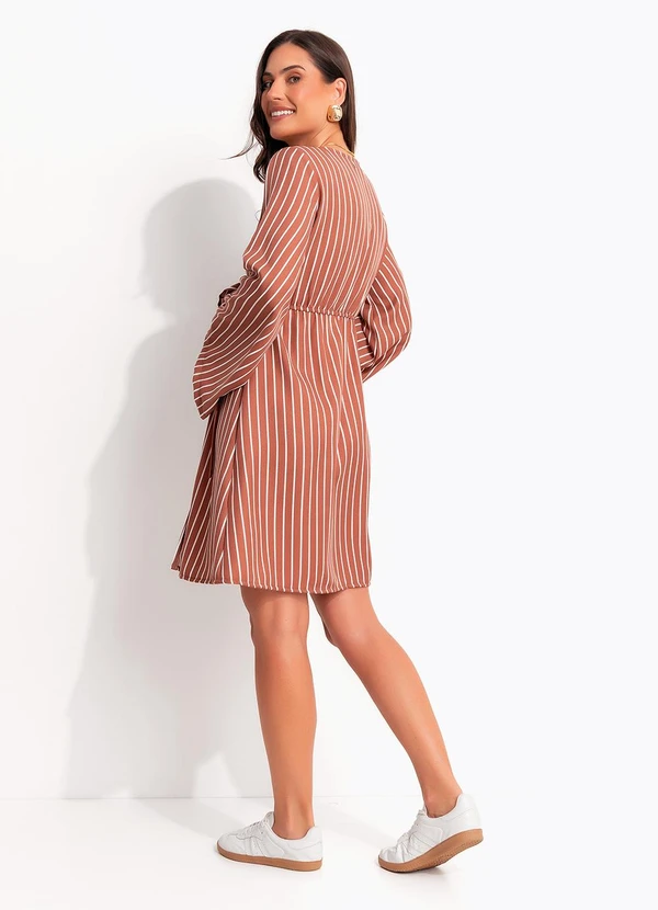 Quintess - Vestido Curto Transpassado Listrado Marrom com Manga Ampla 2