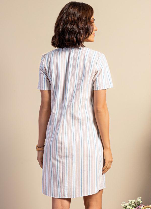 Quintess - Vestido Listras Coloridas com Bolsos Laterais 3