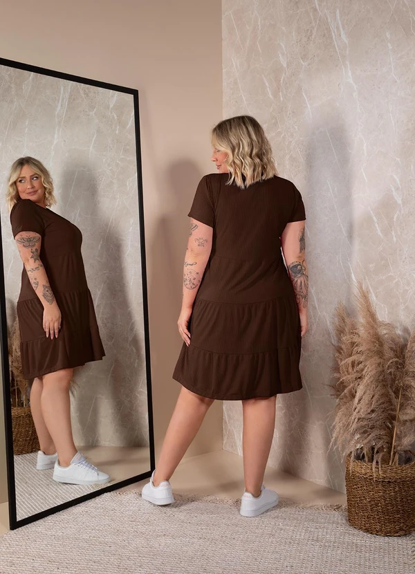 Quintess - Vestido Marrom com Camadas 5