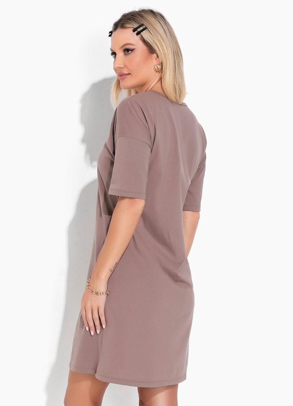 Moda Pop - Vestido MarromCom Cava Deslocada e Mangas Curtas 2