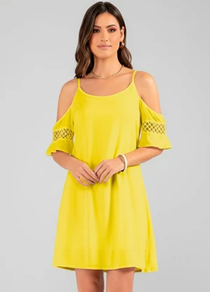 Quintess - Vestido Ombros Vazados com Renda Amarelo - QUINTESS