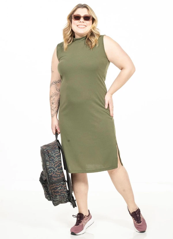 Cobertura - Vestido Plus Size com Gola Verde