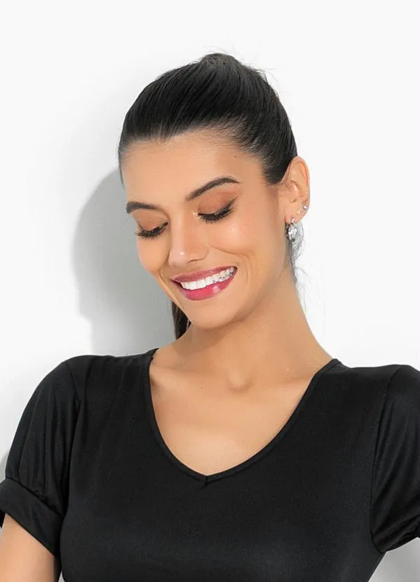 Moda Pop - Vestido Preta com Babados e Mangas Bufantes 3