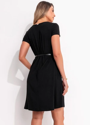 Quintess - Vestido Preto com Bolsos e Mangas Curtas - QUINTESS