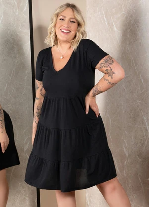 Quintess - Vestido Preto com Camadas - QUINTESS