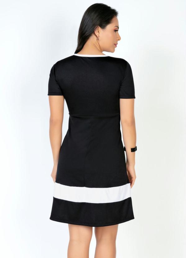 Moda Pop - Vestido Preto com Recortes Contrastantes 2