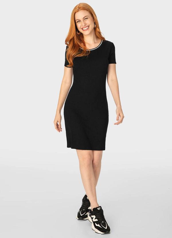 Malwee - Vestido Preto Curto Reto 2