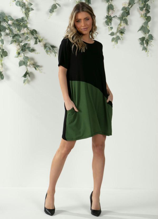 Quintess - Vestido Preto e Verde com Recorte Assimétrico 7