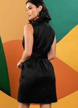 Quintess - Vestido Preto em Crepe Plano - QUINTESS