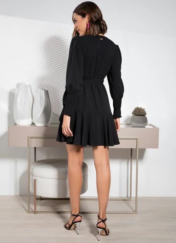 Quintess - Vestido Preto em Crepe Plano 4