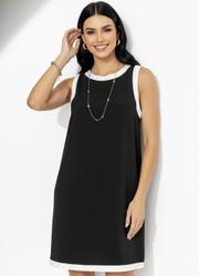Vestido Preto em Crepe Plano