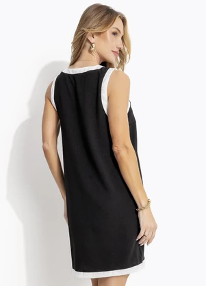 Quintess - Vestido Preto em Crepe Plano - QUINTESS