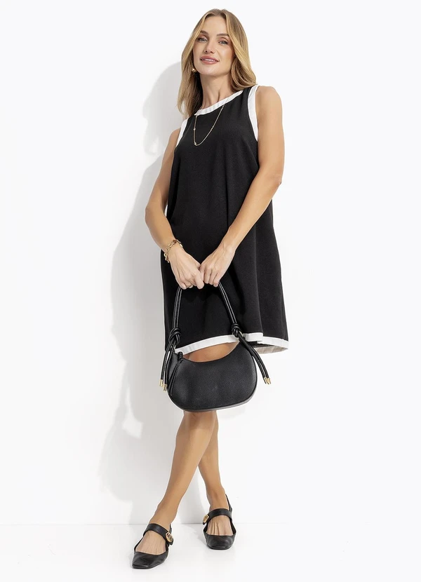 Quintess - Vestido Preto em Crepe Plano