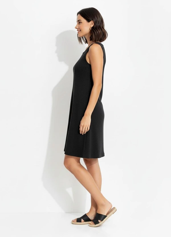 Quintess - Vestido Preto em Malha Anarruga 3