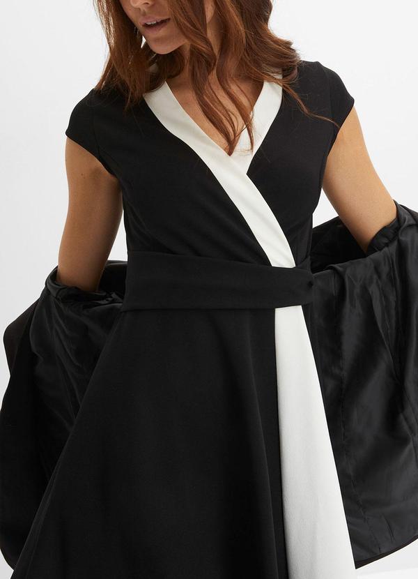 bonprix - Vestido Preto em Malha de Viscose 7