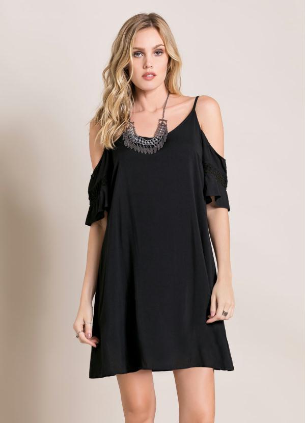 Quintess - Vestido Preto Quintess com Detalhe de Guipir