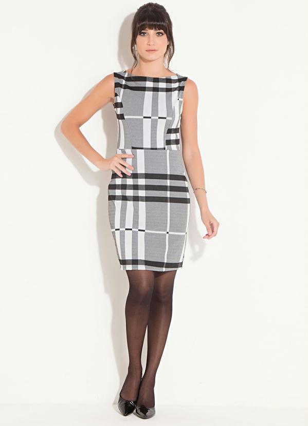 Quintess - Vestido Quintess Xadrez sem Mangas com Recortes 5