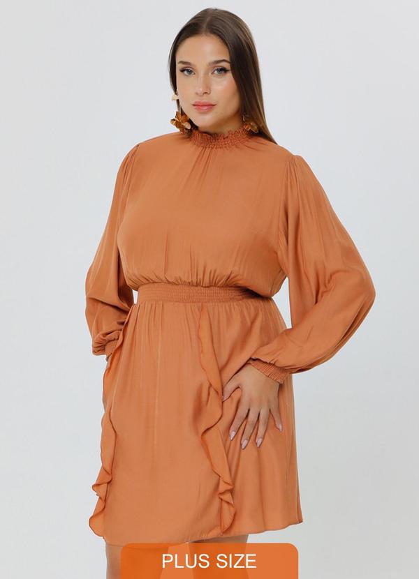 Gatabakana - Vestido Solto Babado Mais Gata Marrom