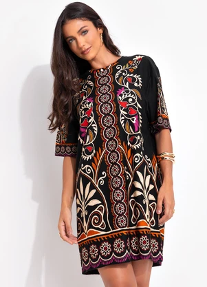 Farm - Vestido T-Shirt Básico Adriele Preto - FARM