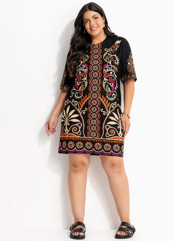 Farm - Vestido T-Shirt Básico Adriele Preto 8