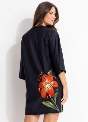 Farm - Vestido T-Shirt Big Selva de Flor Preto - FARM